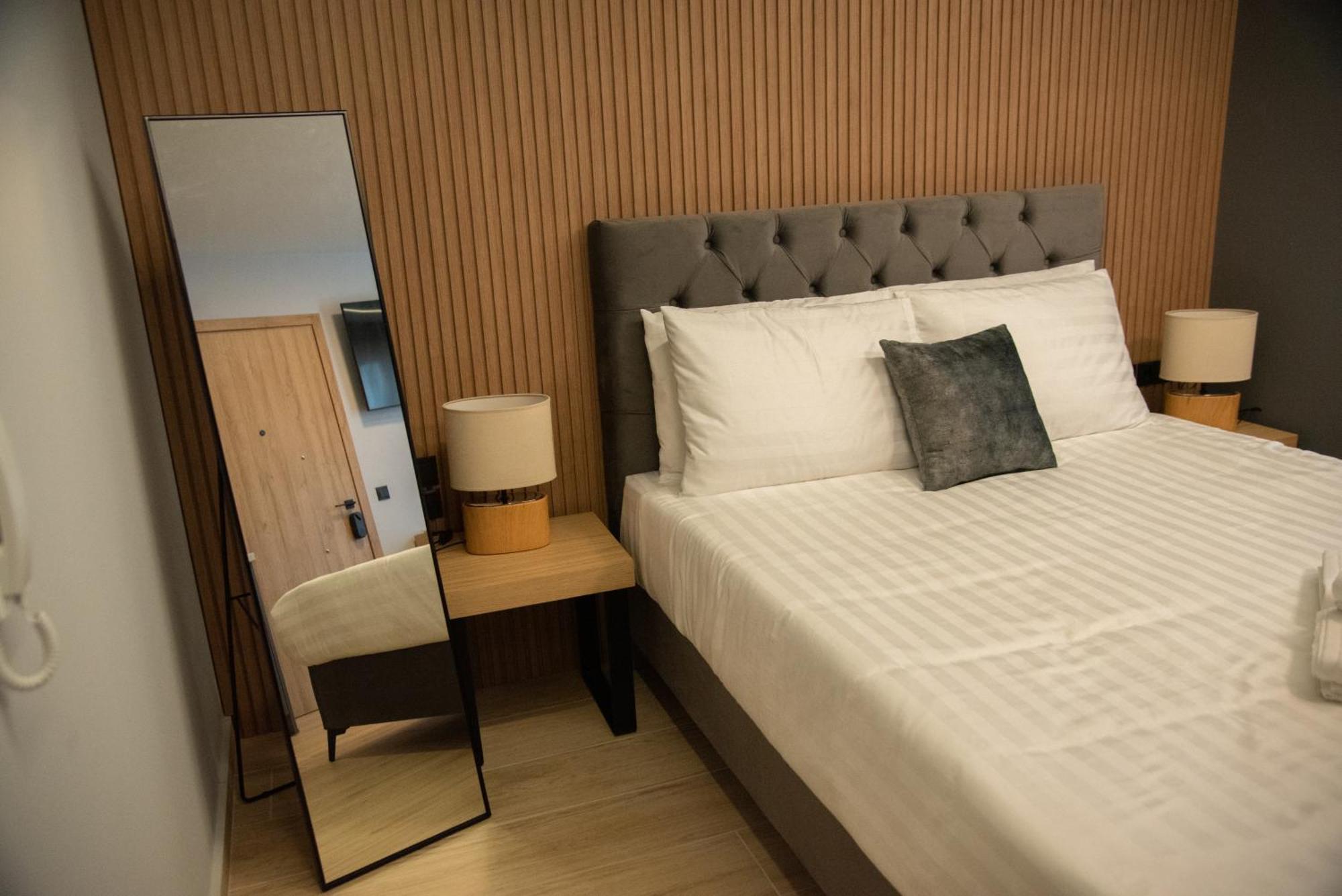 Smart Green Appartments Larissa Bagian luar foto