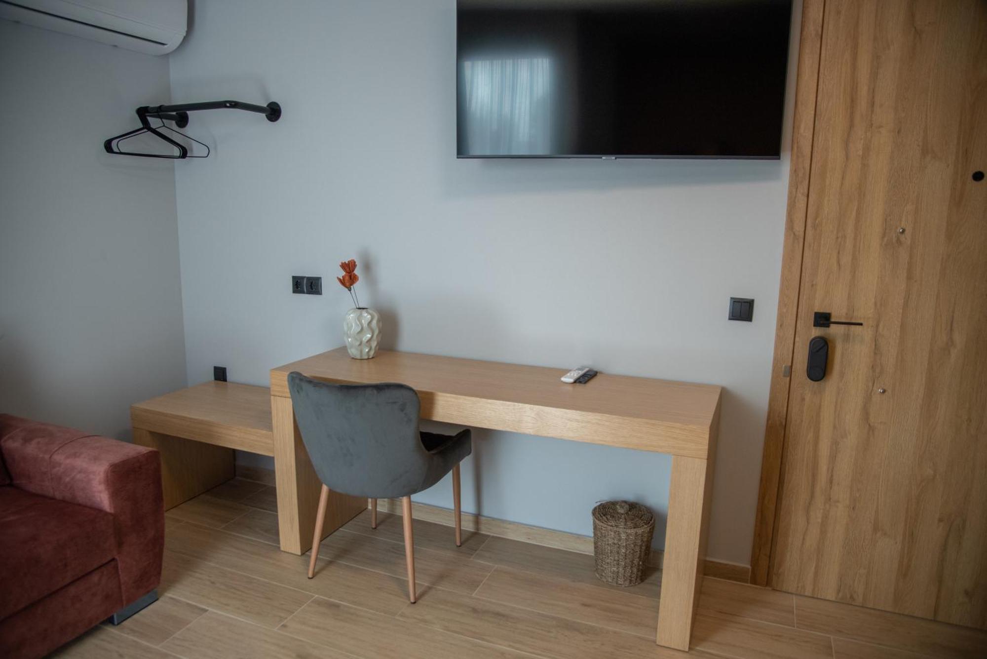 Smart Green Appartments Larissa Bagian luar foto
