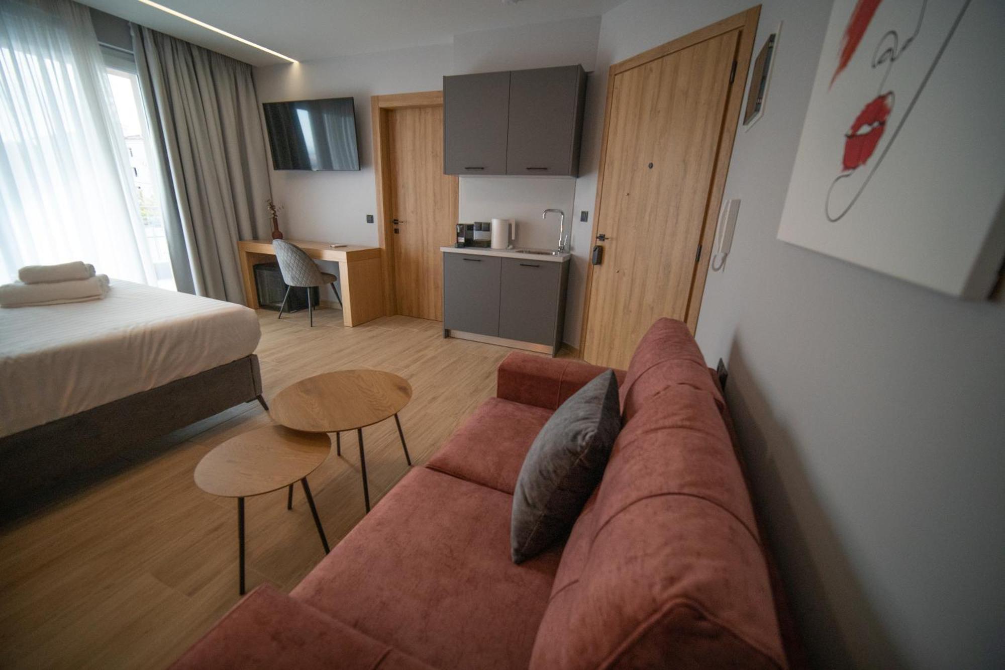 Smart Green Appartments Larissa Bagian luar foto